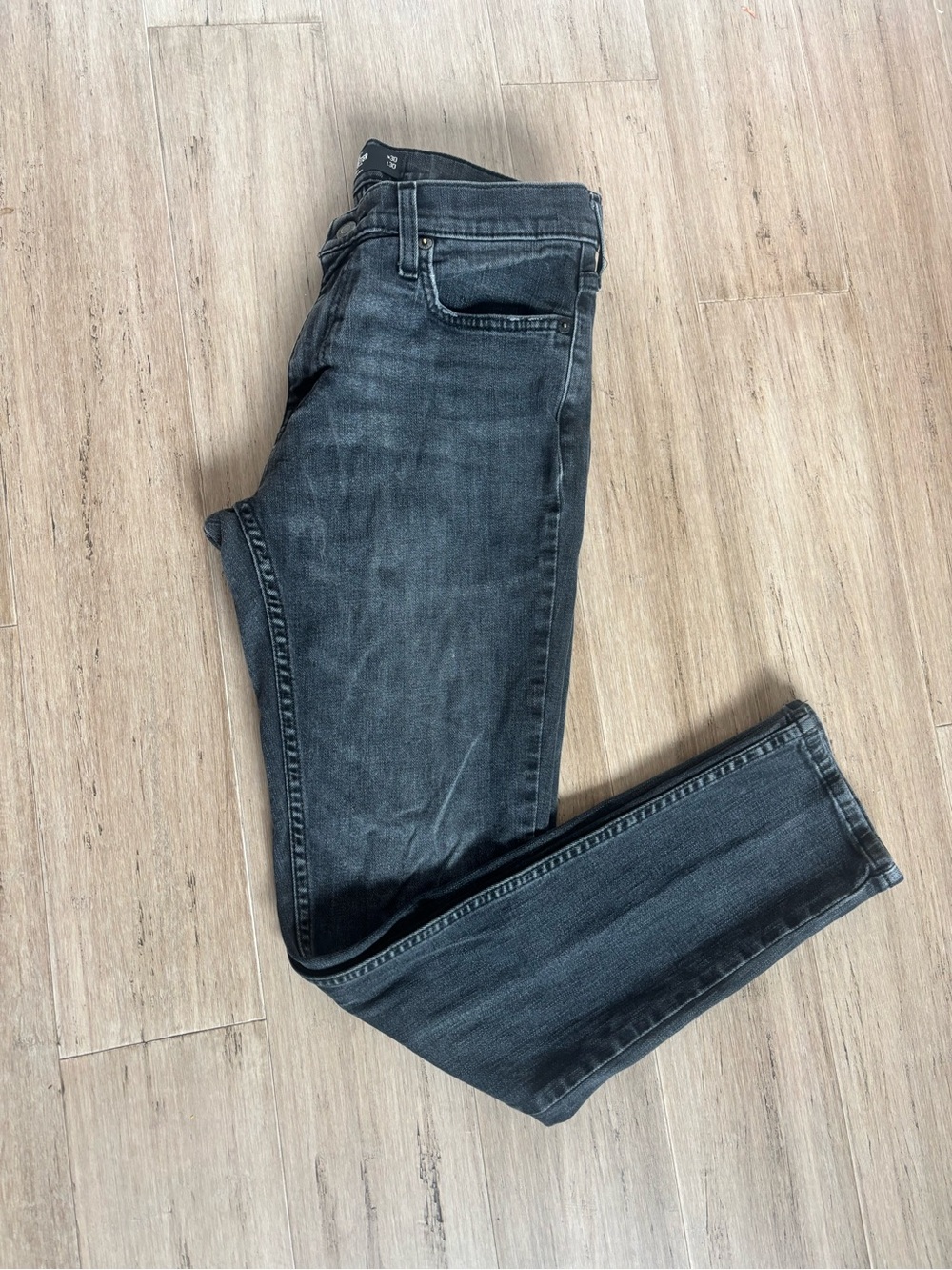 Hollister Men’s Black Skinny Jeans